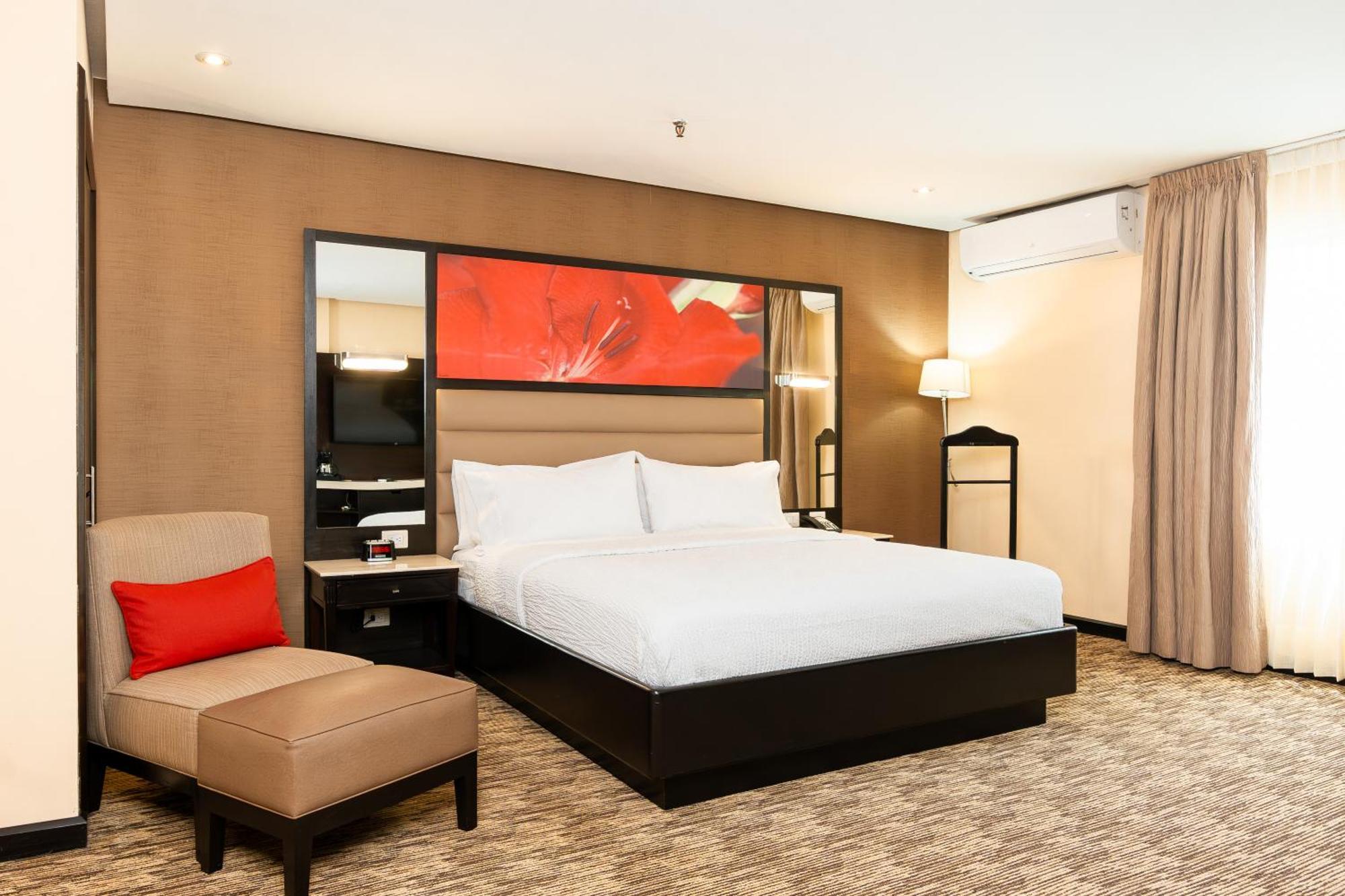 Hilton Garden Inn Guatemala City Exterior foto